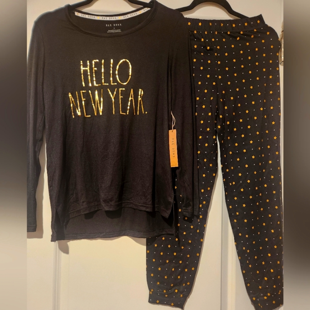 Rae Dunn Long Sleeve New Years Pajama Set